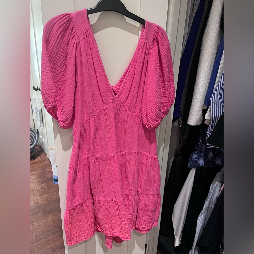 Pink Xirena mini dress size medium